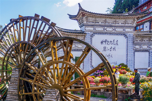 夜幕降臨，美在麗江古城
