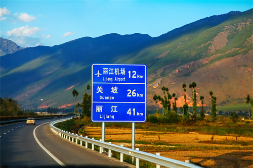 麗江文海，盛夏又美麗又涼快，美麗的夏季在麗江度過！